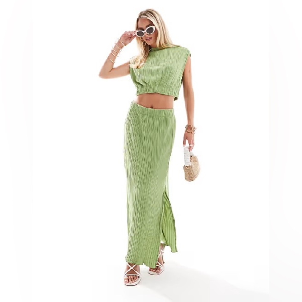 Vero Moda Petite Plisse Set - Top and Skirt